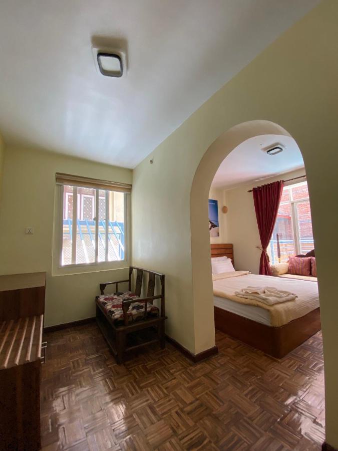 Alobar1000 Hostel Katmandu Kültér fotó