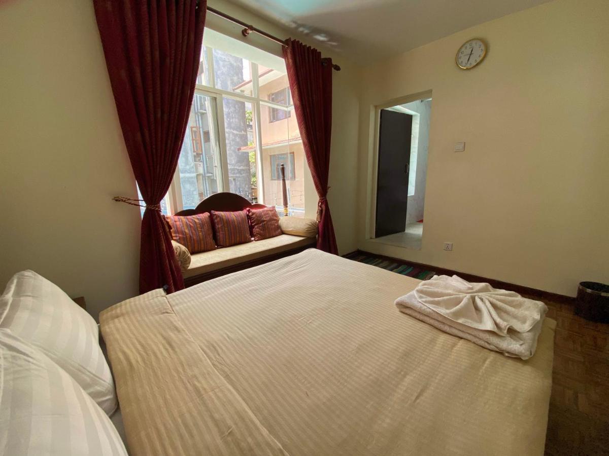 Alobar1000 Hostel Katmandu Kültér fotó